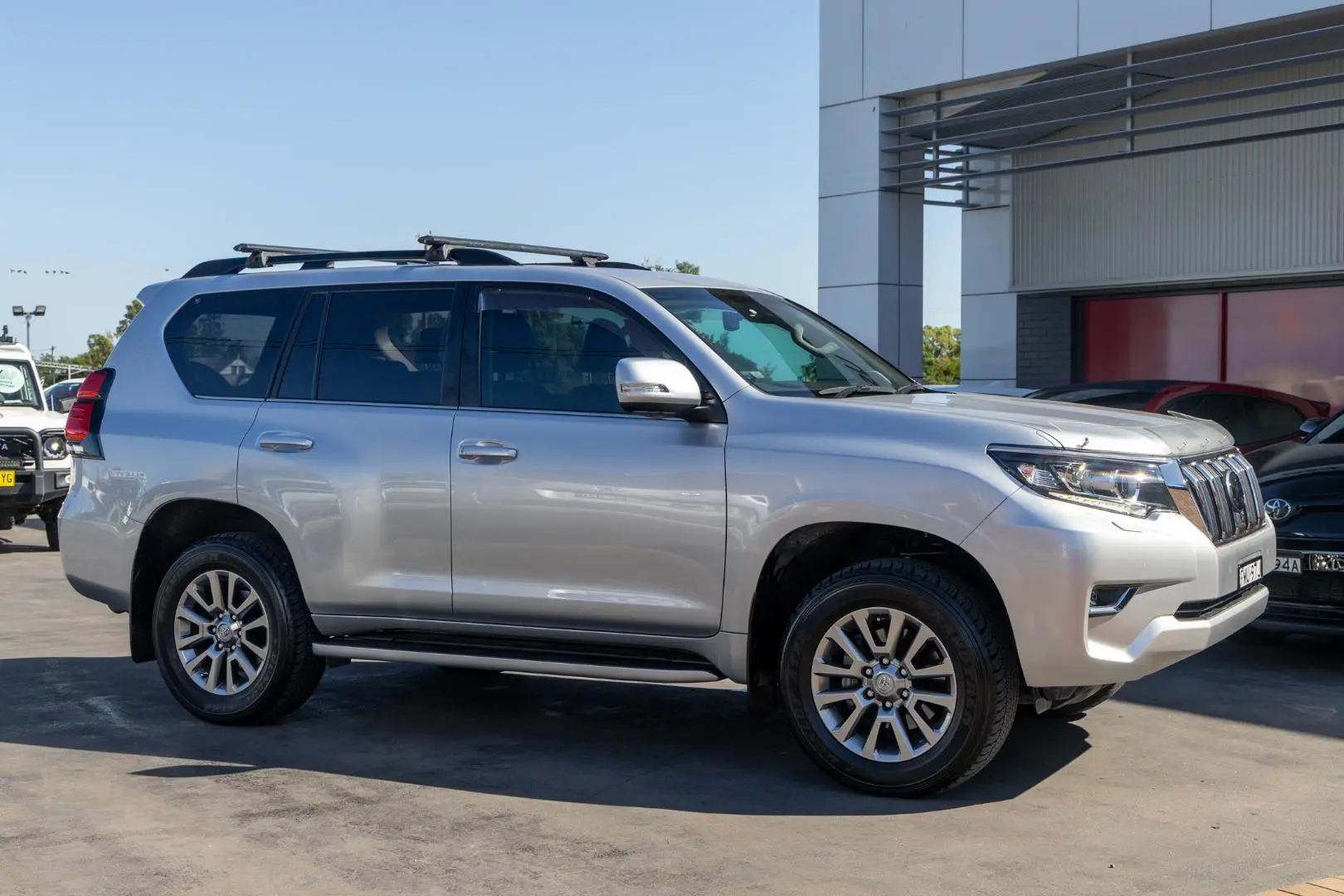 2020 Toyota Landcruiser Prado Gallery Image 3