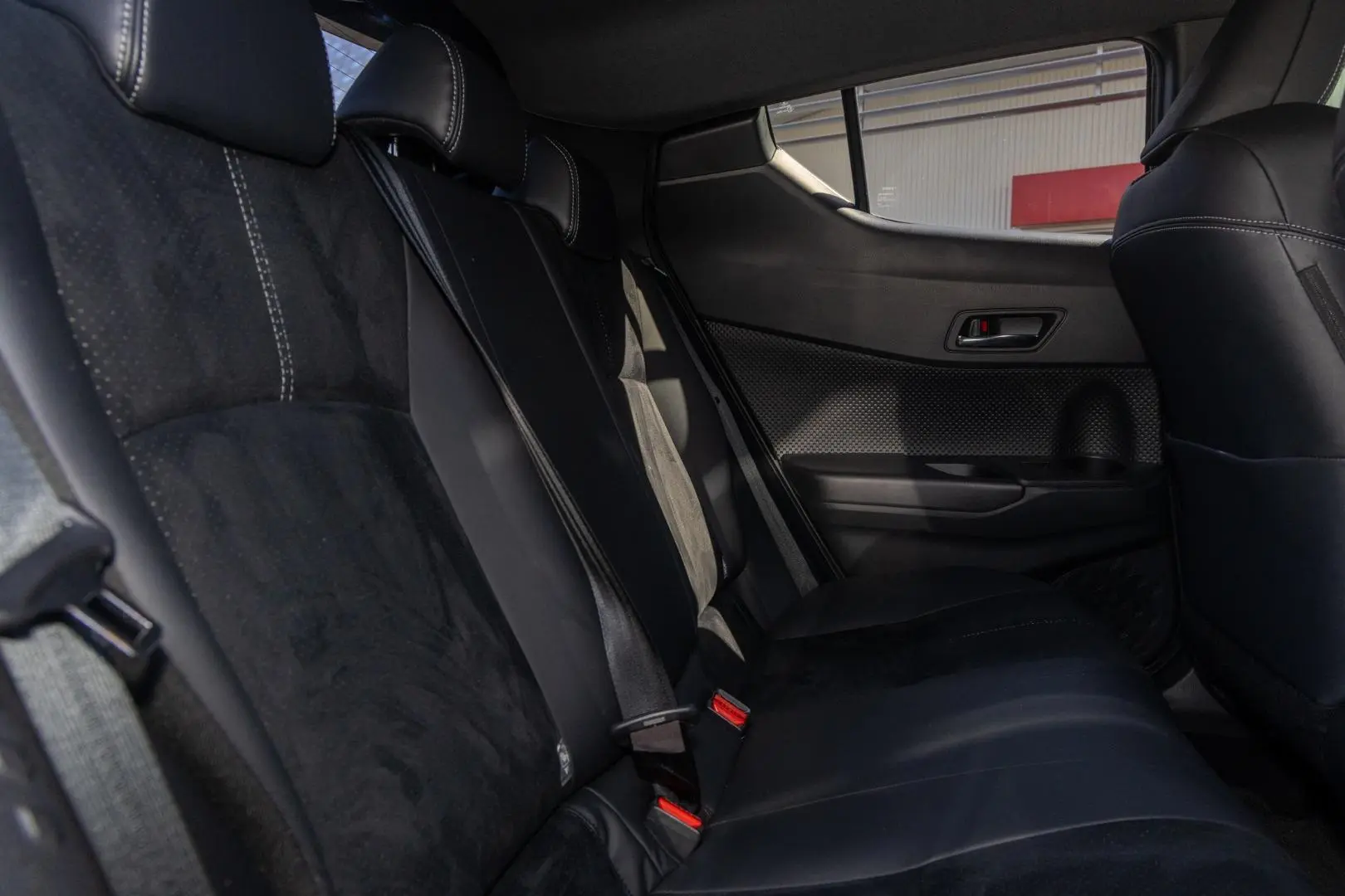 2023 Toyota C-HR Gallery Image 9