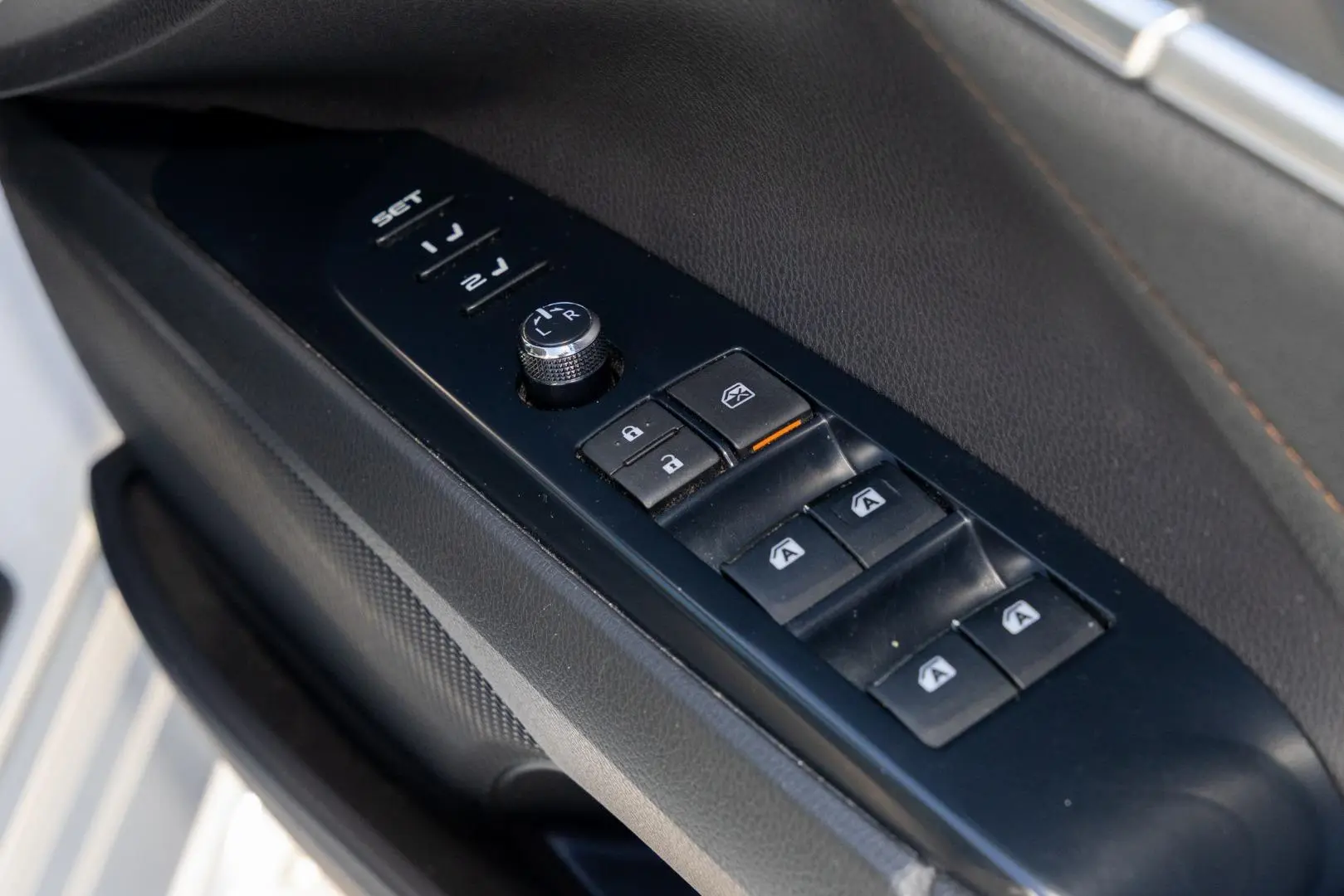 2018 Toyota Camry Gallery Image 18