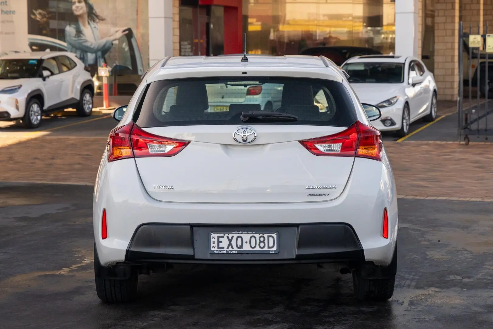 2014 Toyota Corolla Gallery Image 5