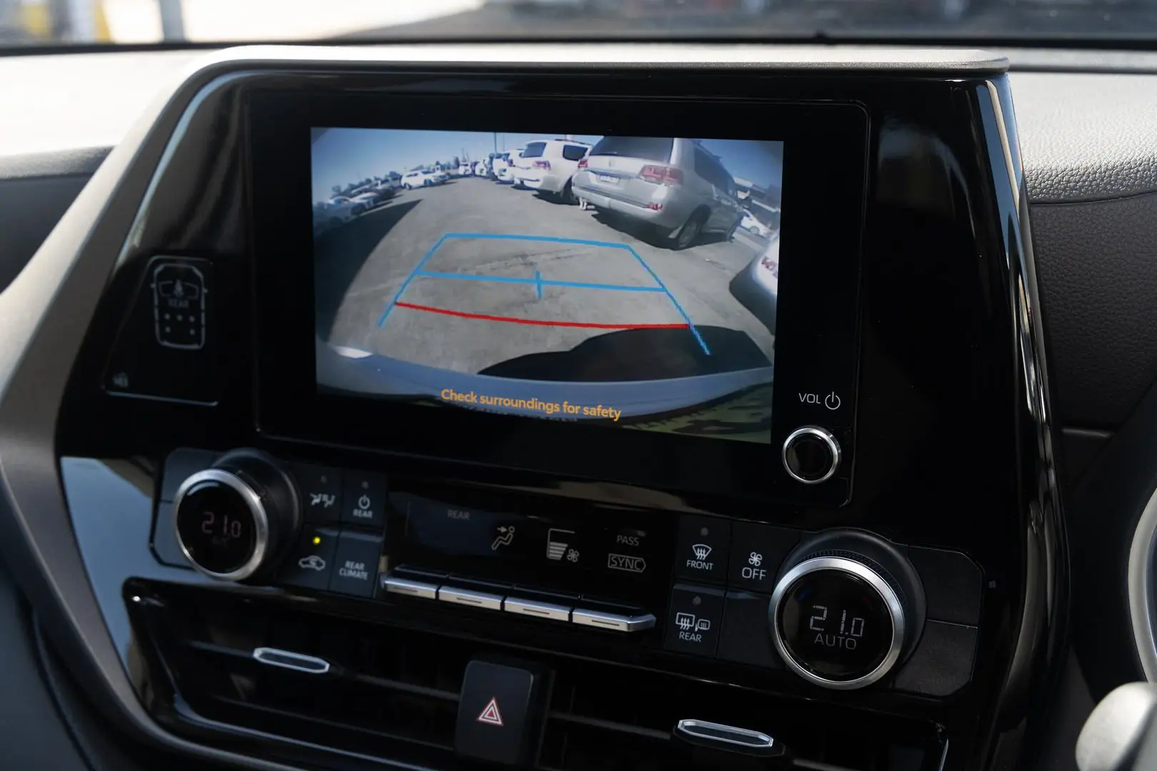 2023 Toyota Kluger Gallery Image 15