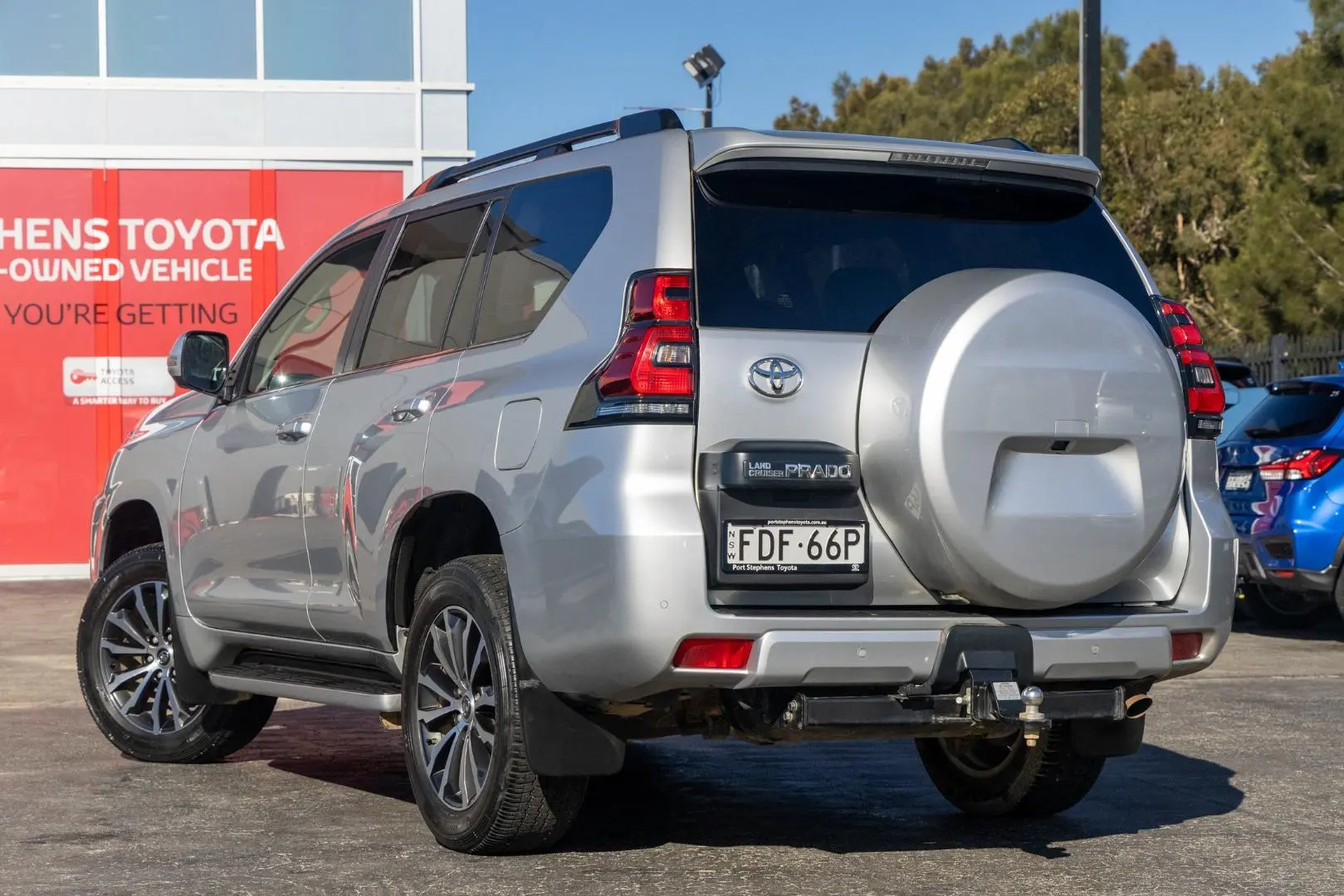 2023 Toyota Landcruiser Prado Gallery Image 3