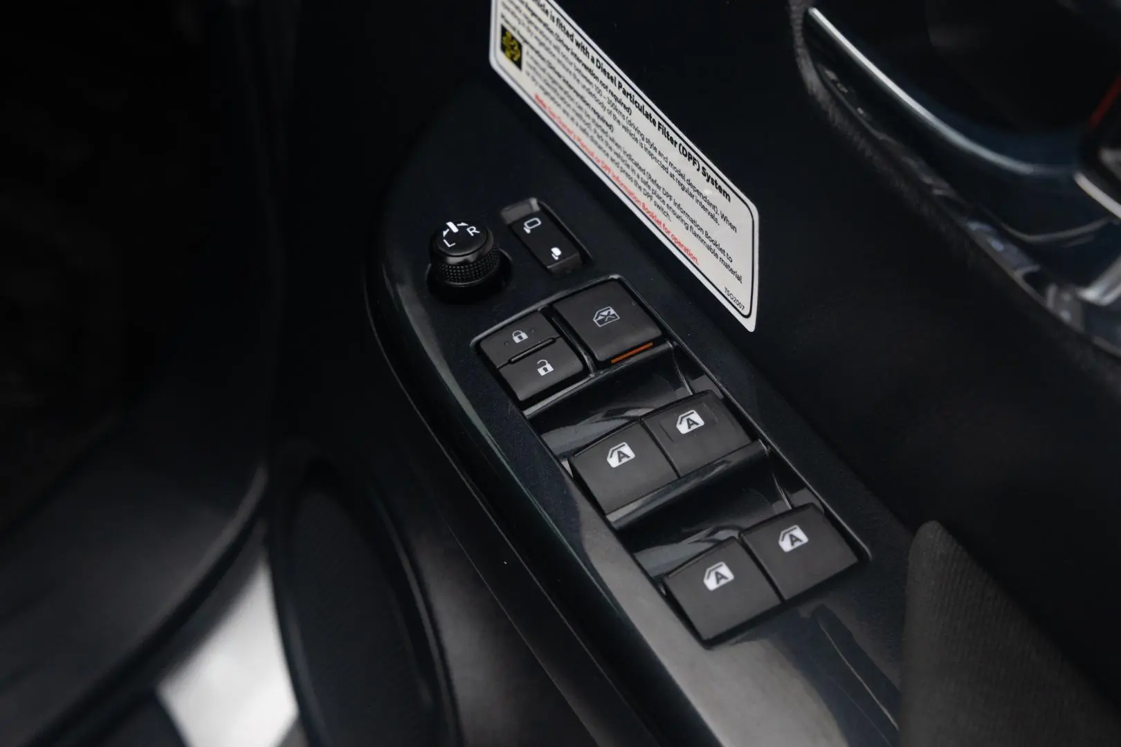 2021 Toyota Hilux Gallery Image 18