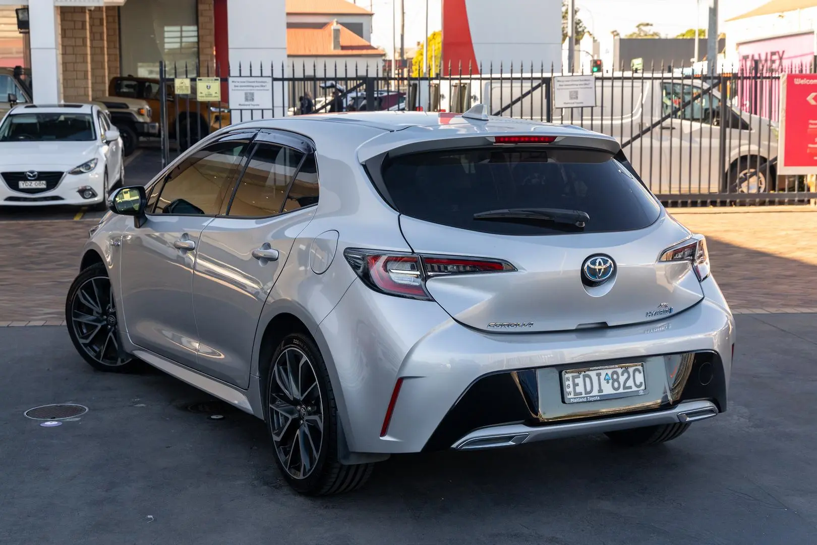 2019 Toyota Corolla Gallery Image 2