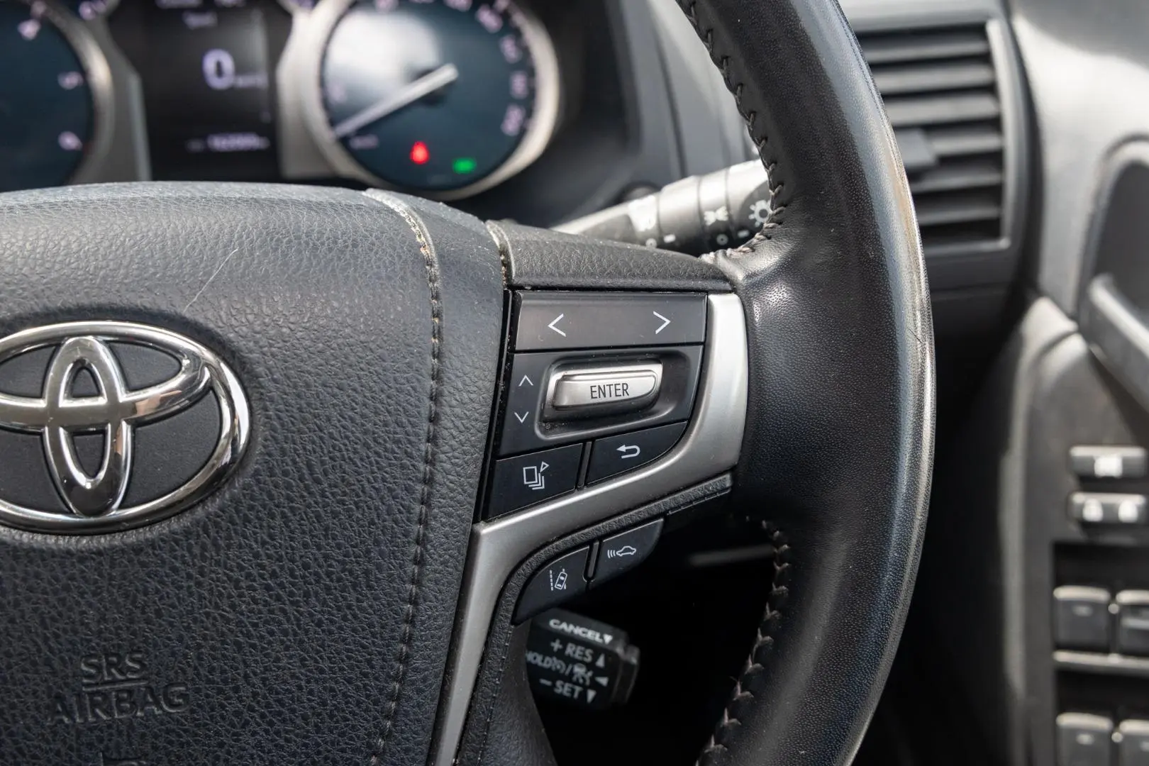 2022 Toyota Landcruiser Prado Gallery Image 12