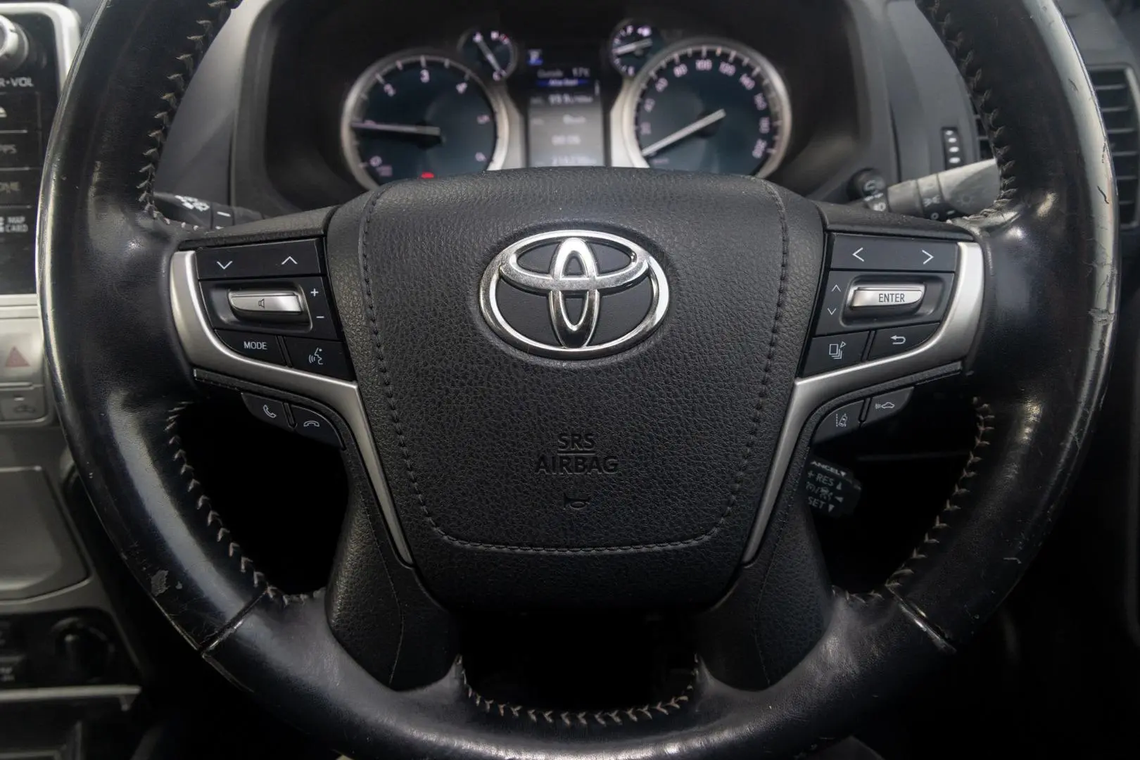 2019 Toyota Landcruiser Prado Gallery Image 10