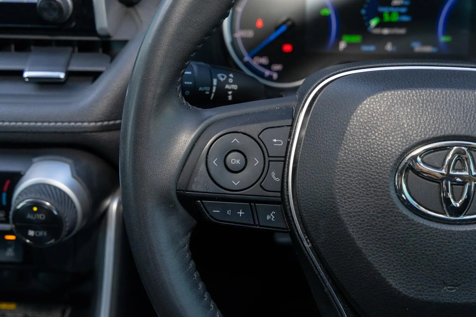 2021 Toyota RAV4 Gallery Image 11