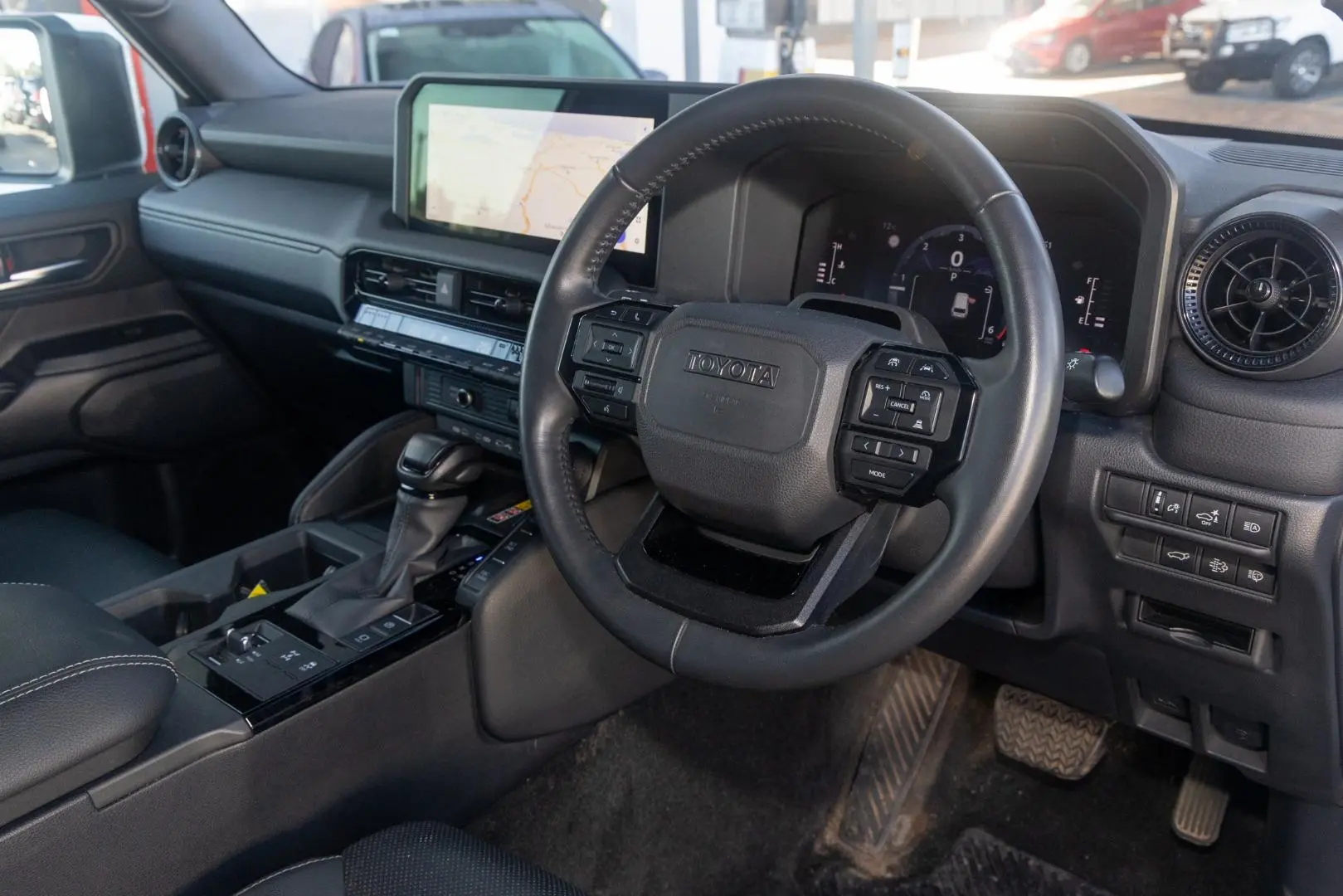 2024 Toyota Landcruiser Prado Gallery Image 7