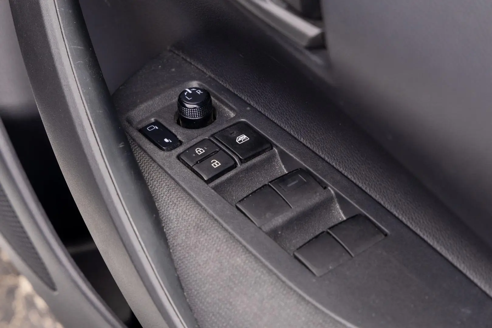 2021 Toyota Corolla Gallery Image 18