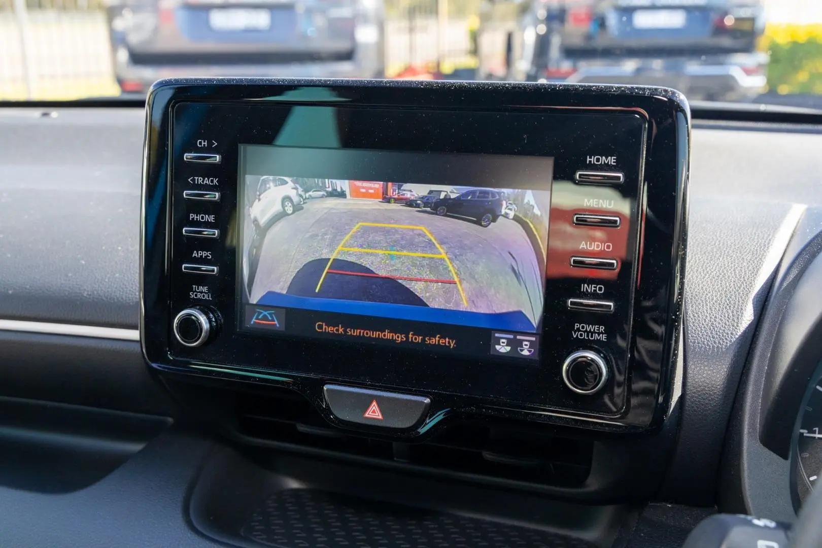 2021 Toyota Yaris Gallery Image 15