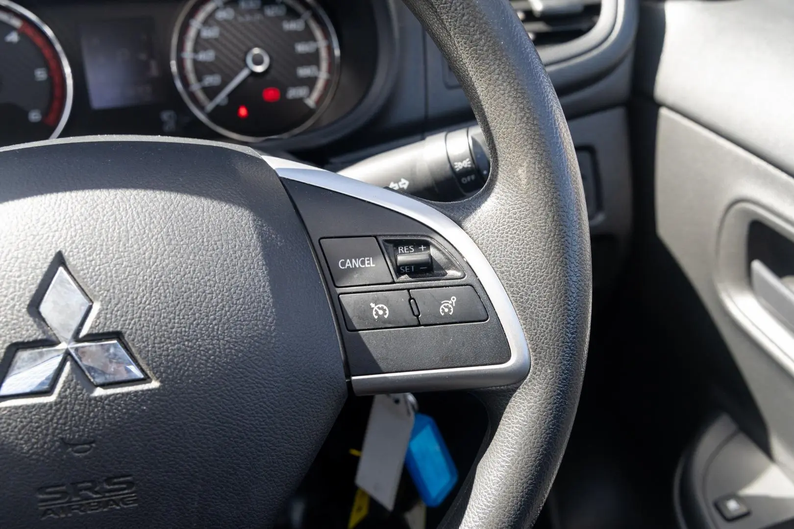 2021 Mitsubishi Triton Gallery Image 11
