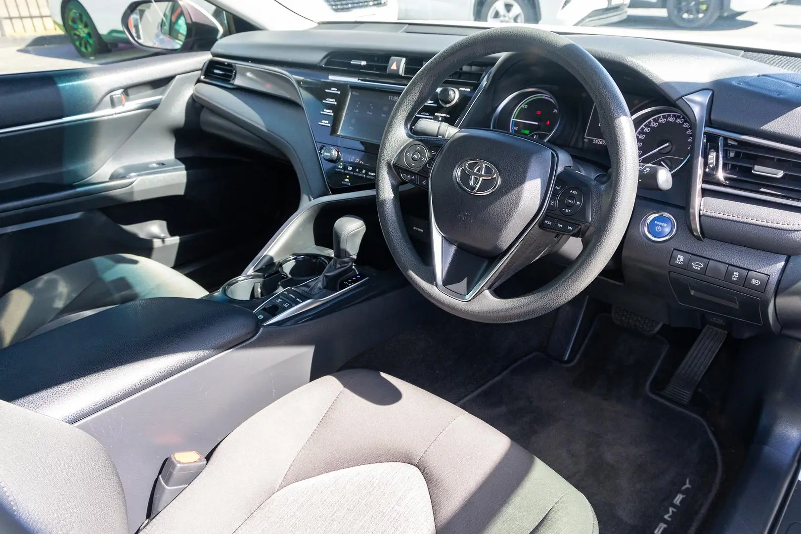 2020 Toyota Camry Gallery Image 7