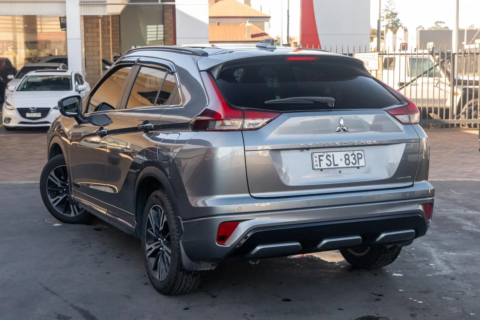 2020 Mitsubishi Eclipse Cross Gallery Image 2