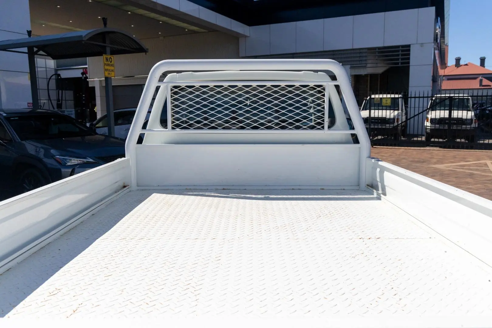 2021 Mitsubishi Triton Gallery Image 17
