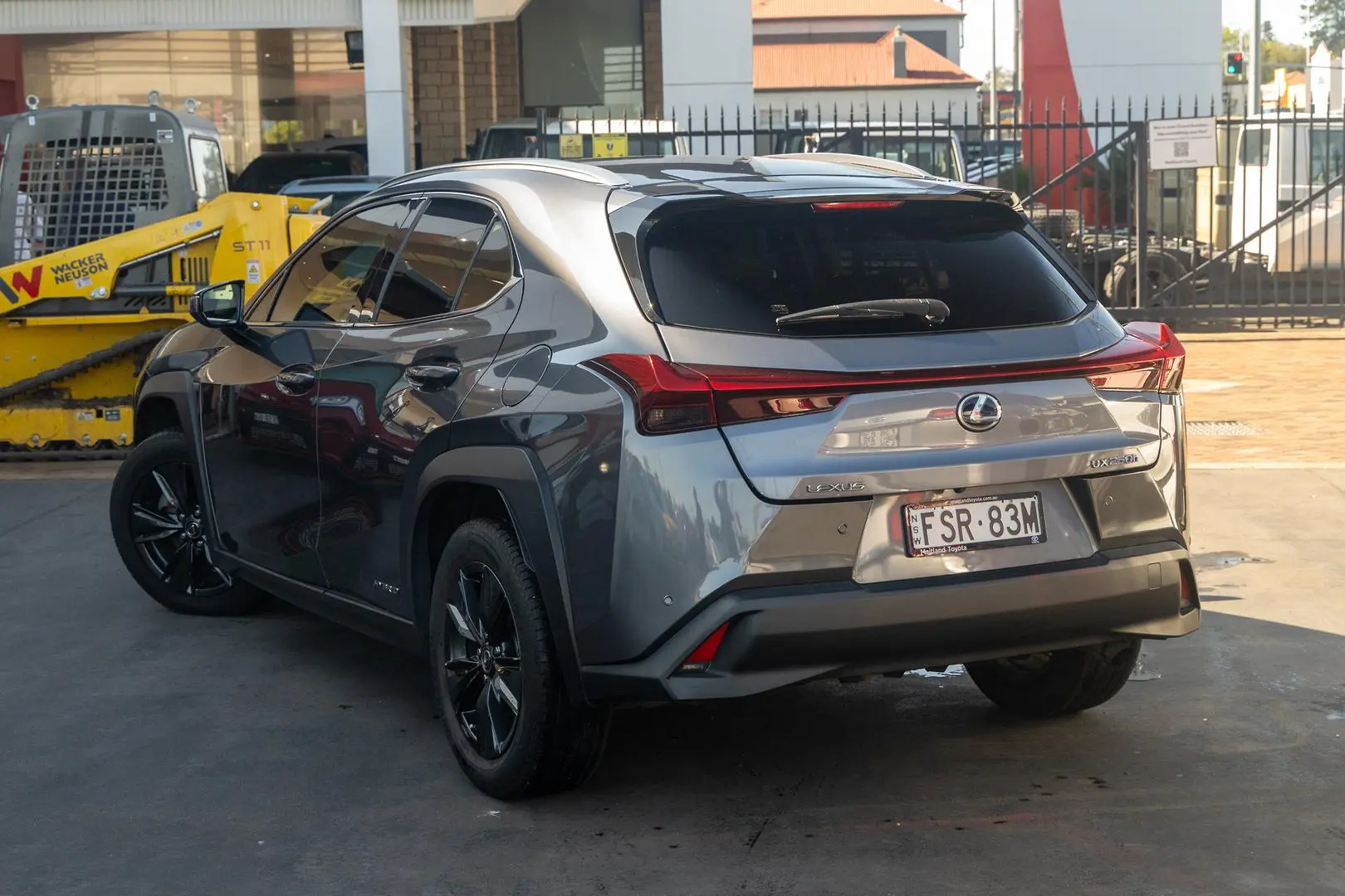 2020 Lexus UX Gallery Image 2