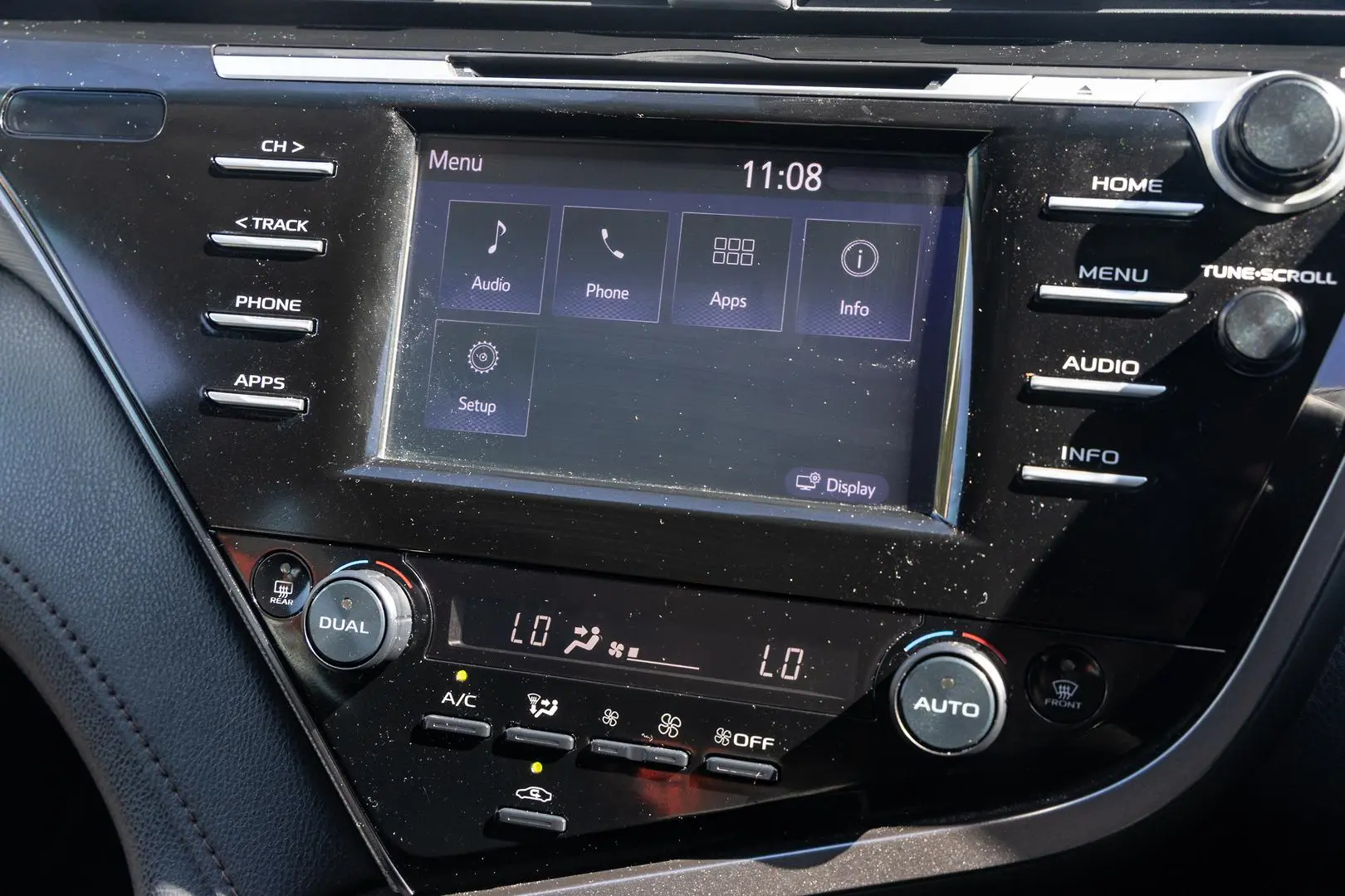 2020 Toyota Camry Gallery Image 16