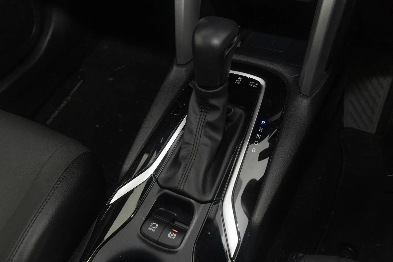 2024 Toyota Corolla Cross Gallery Image 17