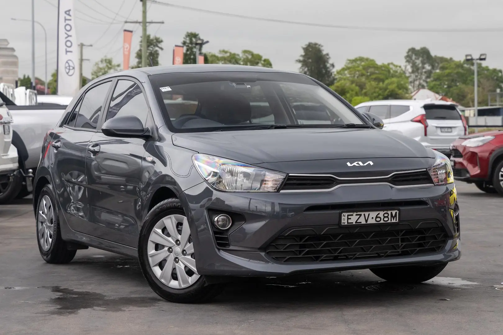 2023 Kia Rio Gallery Image 1
