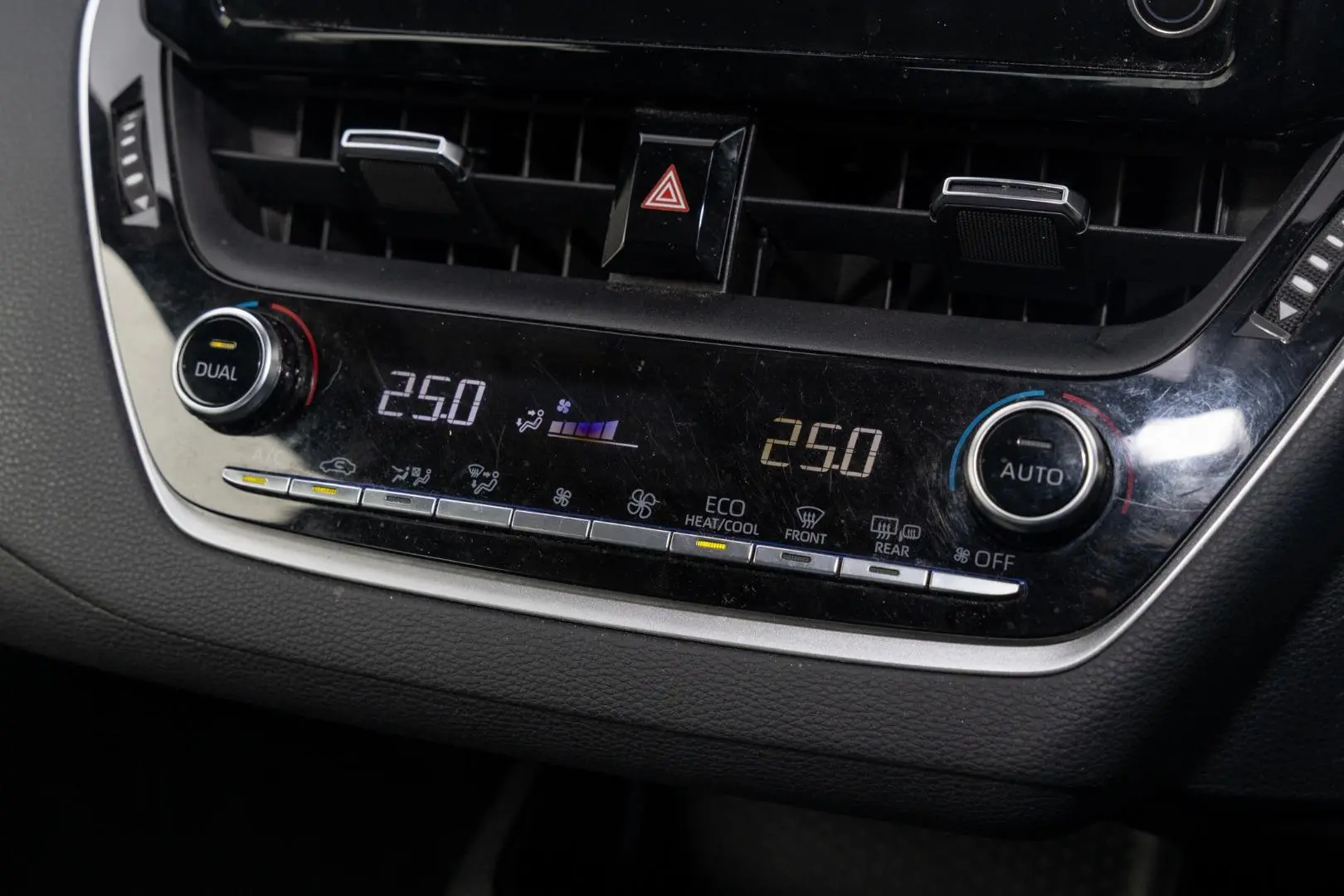 2022 Toyota Corolla Gallery Image 16