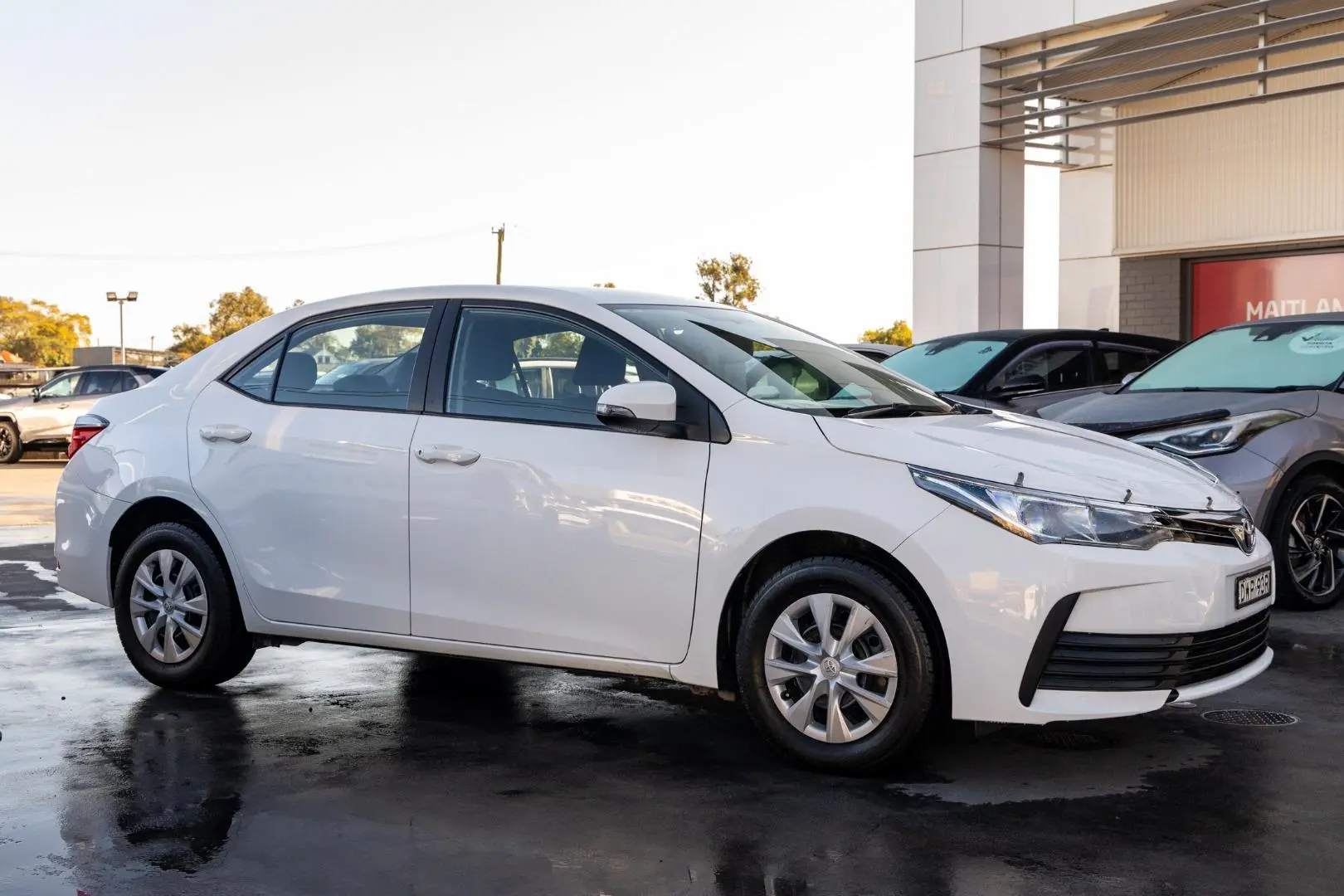 2018 Toyota Corolla Gallery Image 3