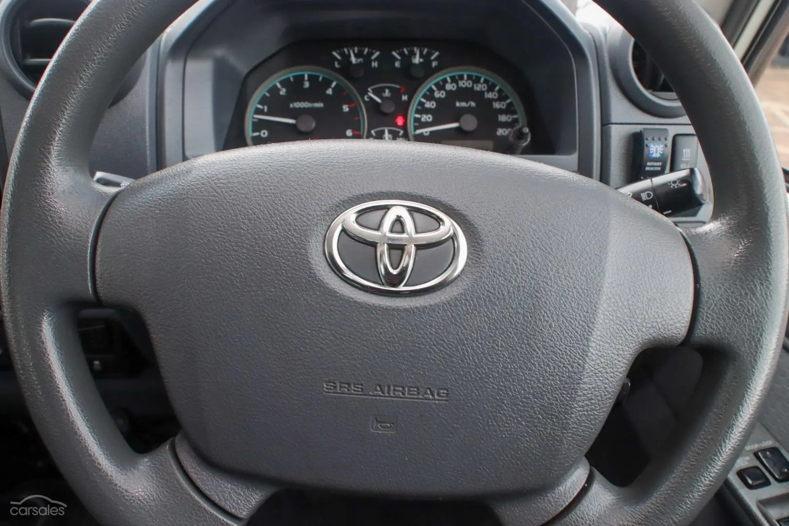 2018 Toyota Landcruiser Image 10