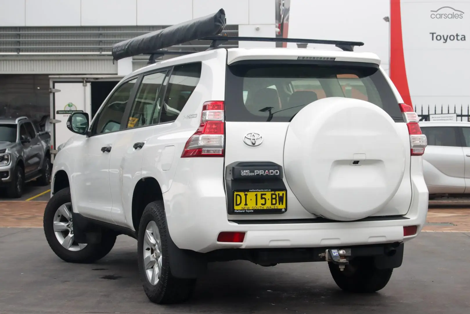 2015 Toyota Landcruiser Prado Image 2