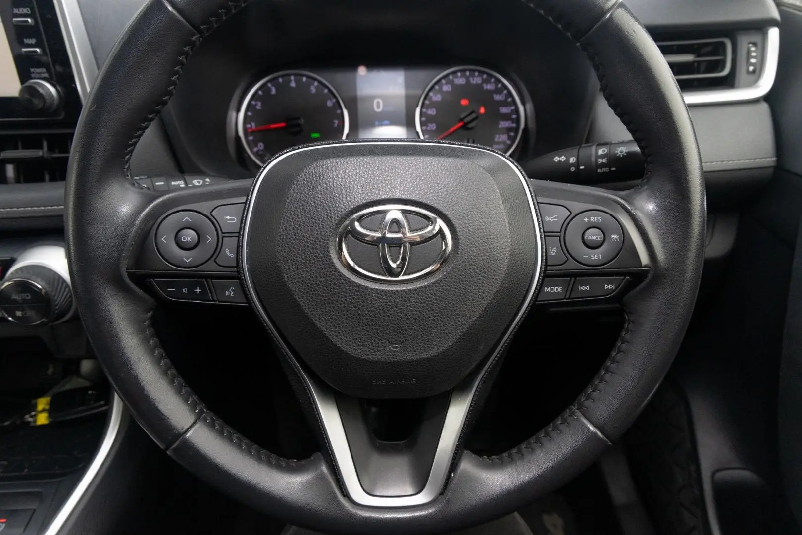 2020 Toyota Rav4 Gallery Image 10