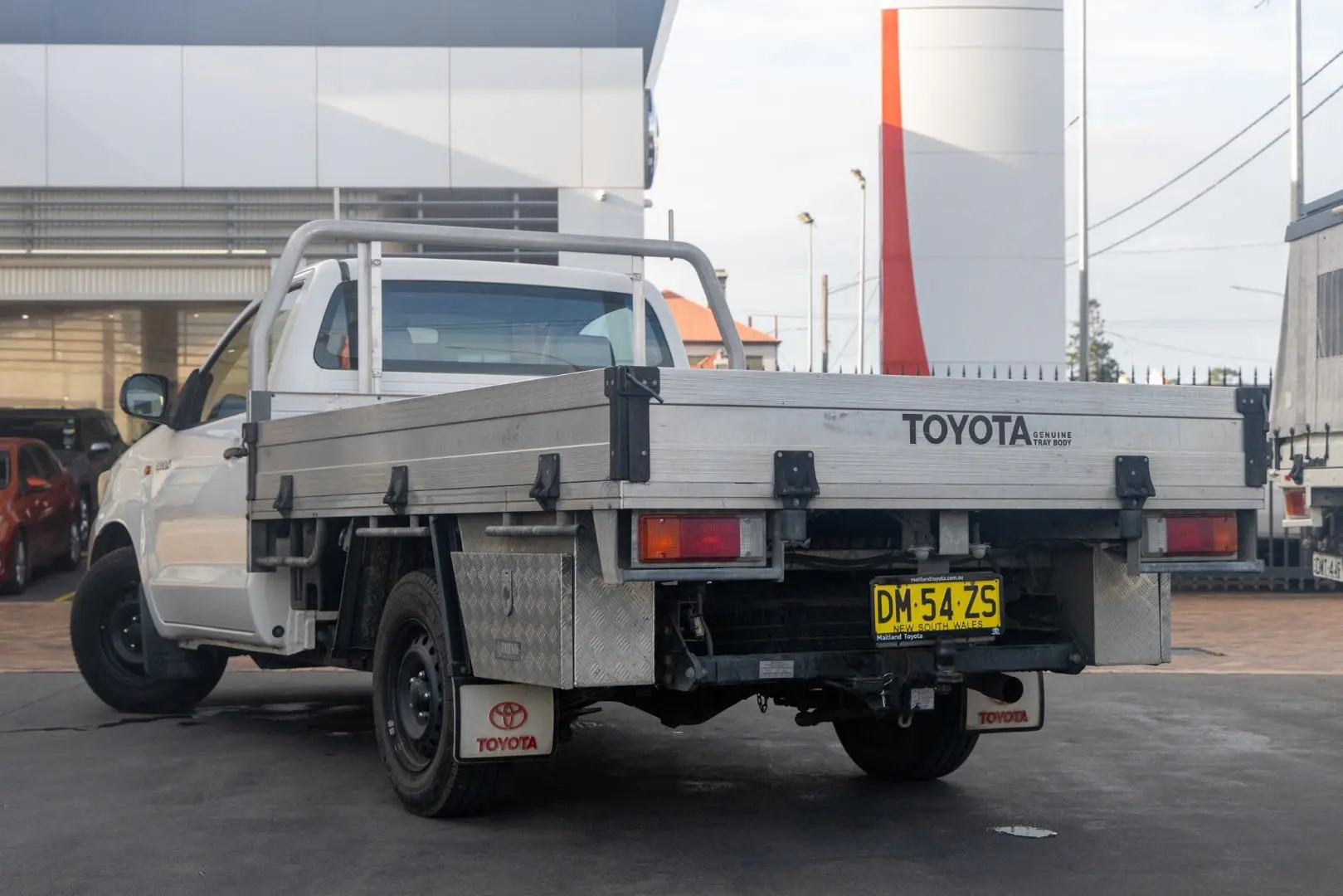 2019 Toyota Hilux Gallery Image 2