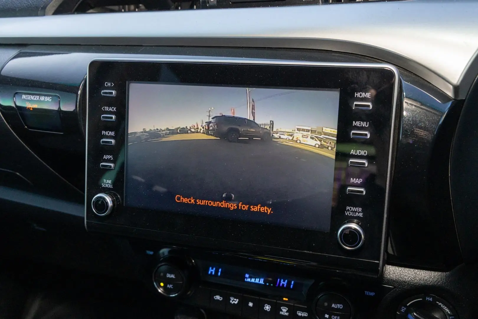 2023 Toyota Hilux Gallery Image 15