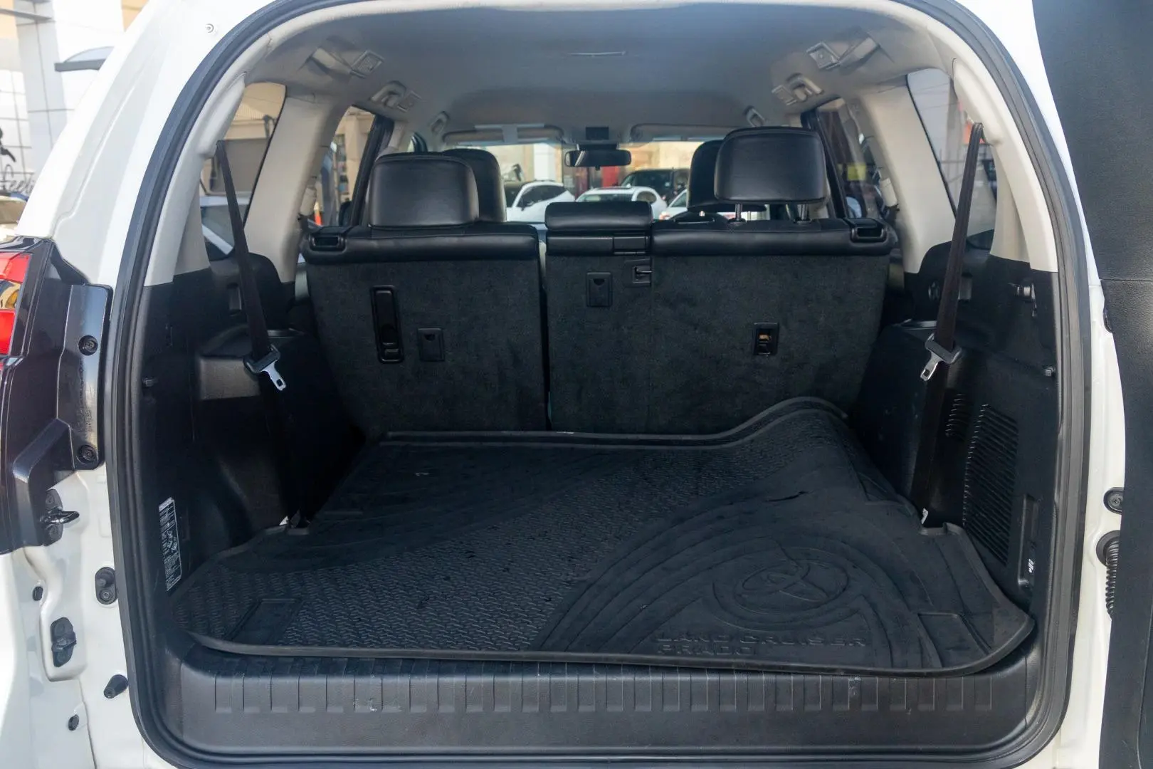 2018 Toyota Landcruiser Prado Gallery Image 19