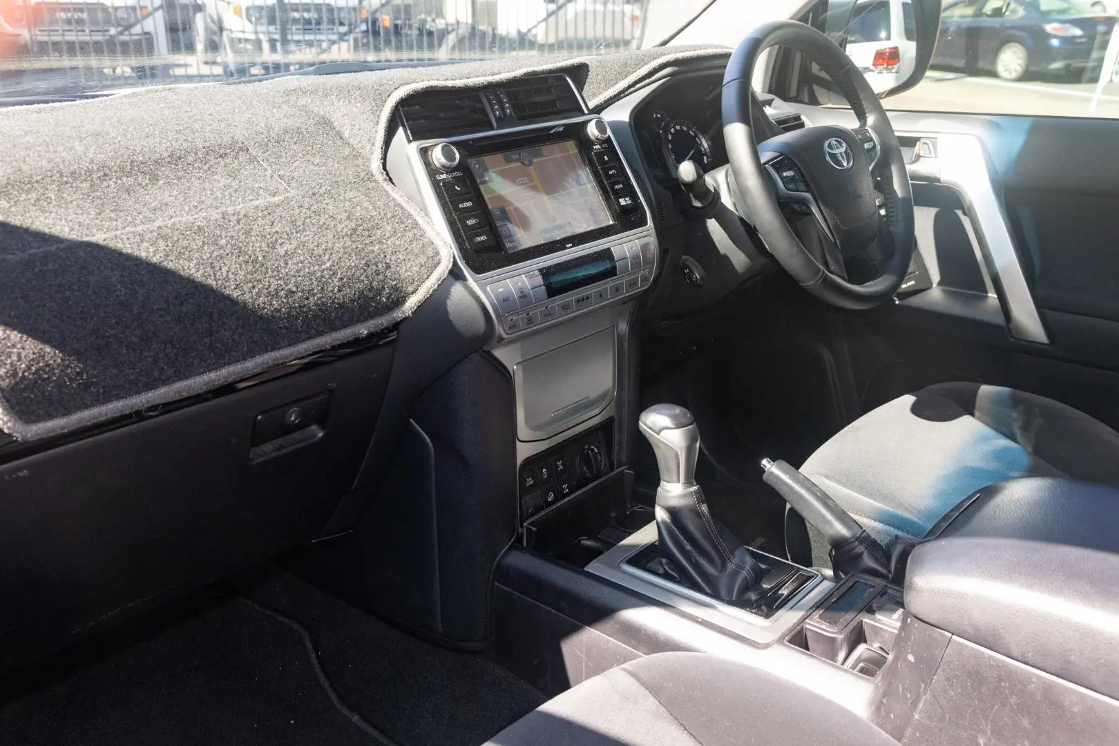2019 Toyota Landcruiser Prado Gallery Image 8