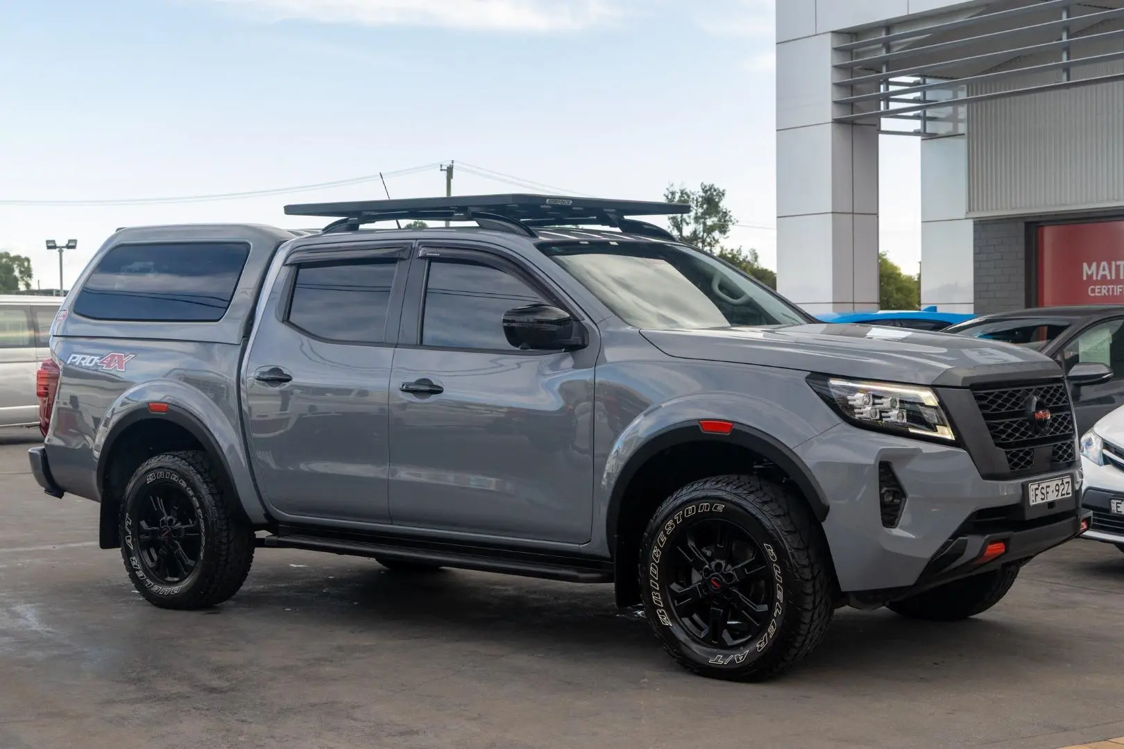 2021 Nissan Navara Gallery Image 3