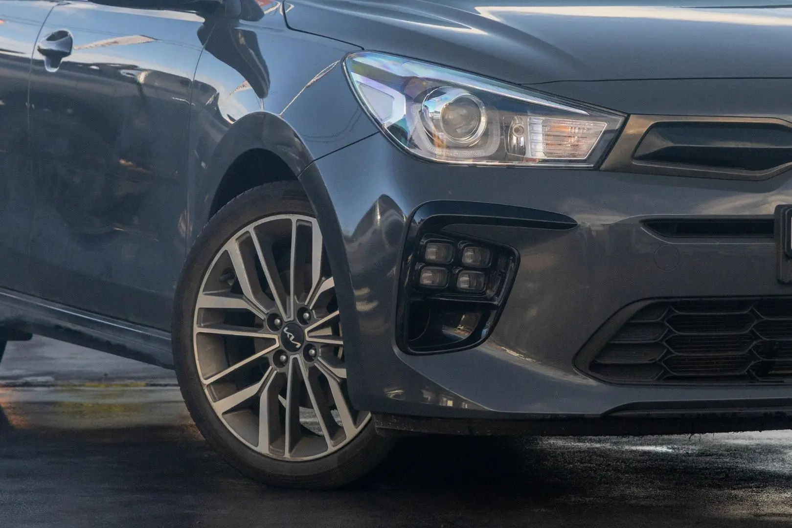 2023 Kia Rio Gallery Image 6