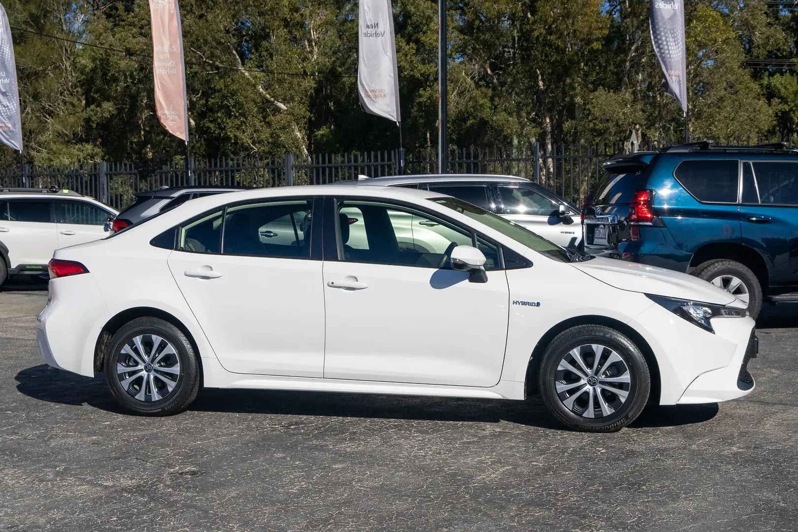2021 Toyota Corolla Gallery Image 3