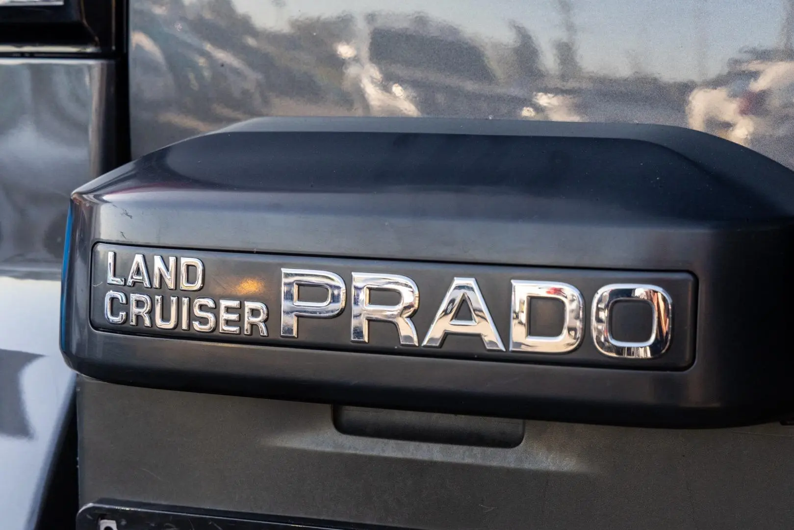 2020 Toyota Landcruiser Prado Gallery Image 21