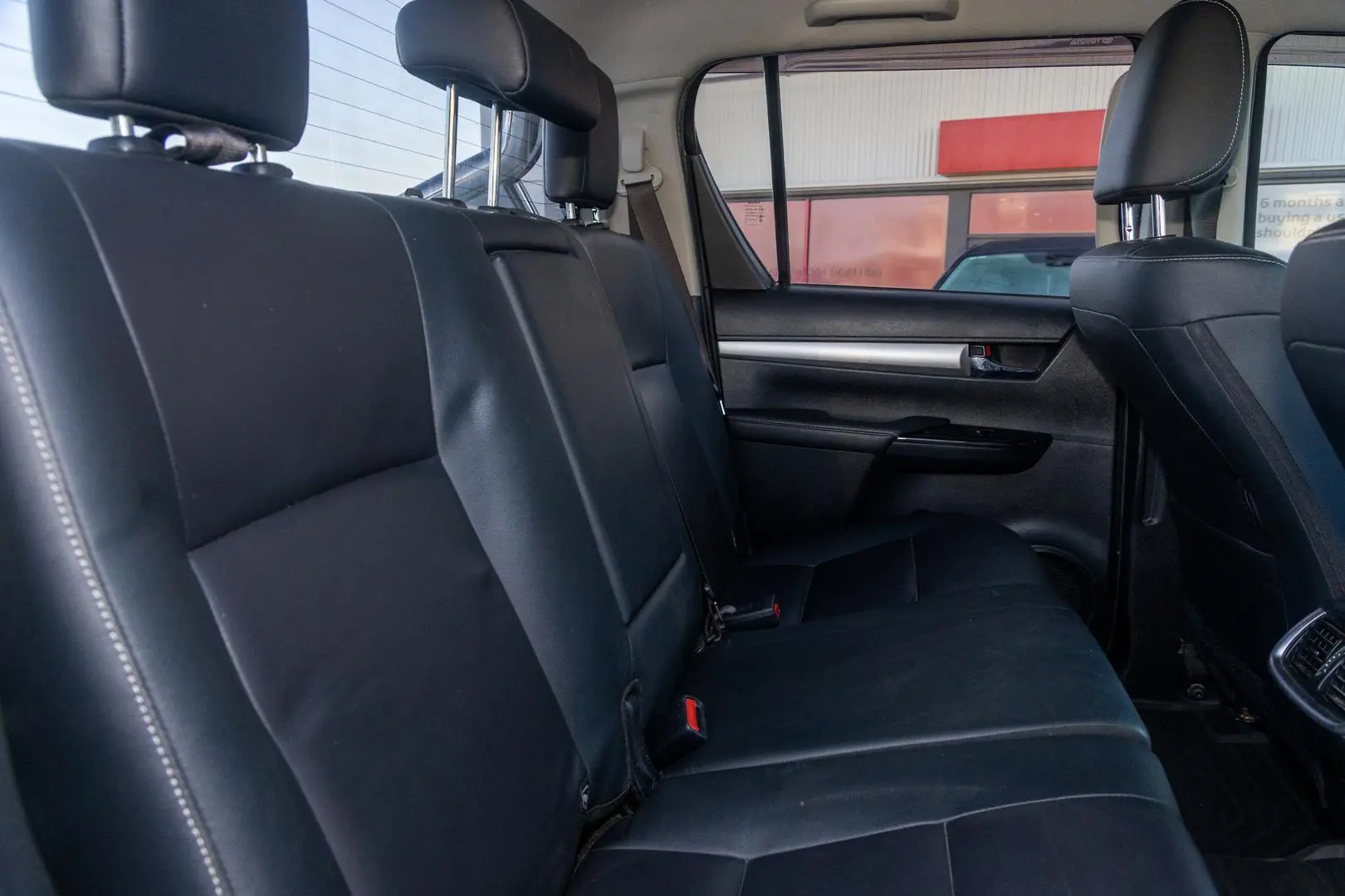 2019 Toyota Hilux Gallery Image 9