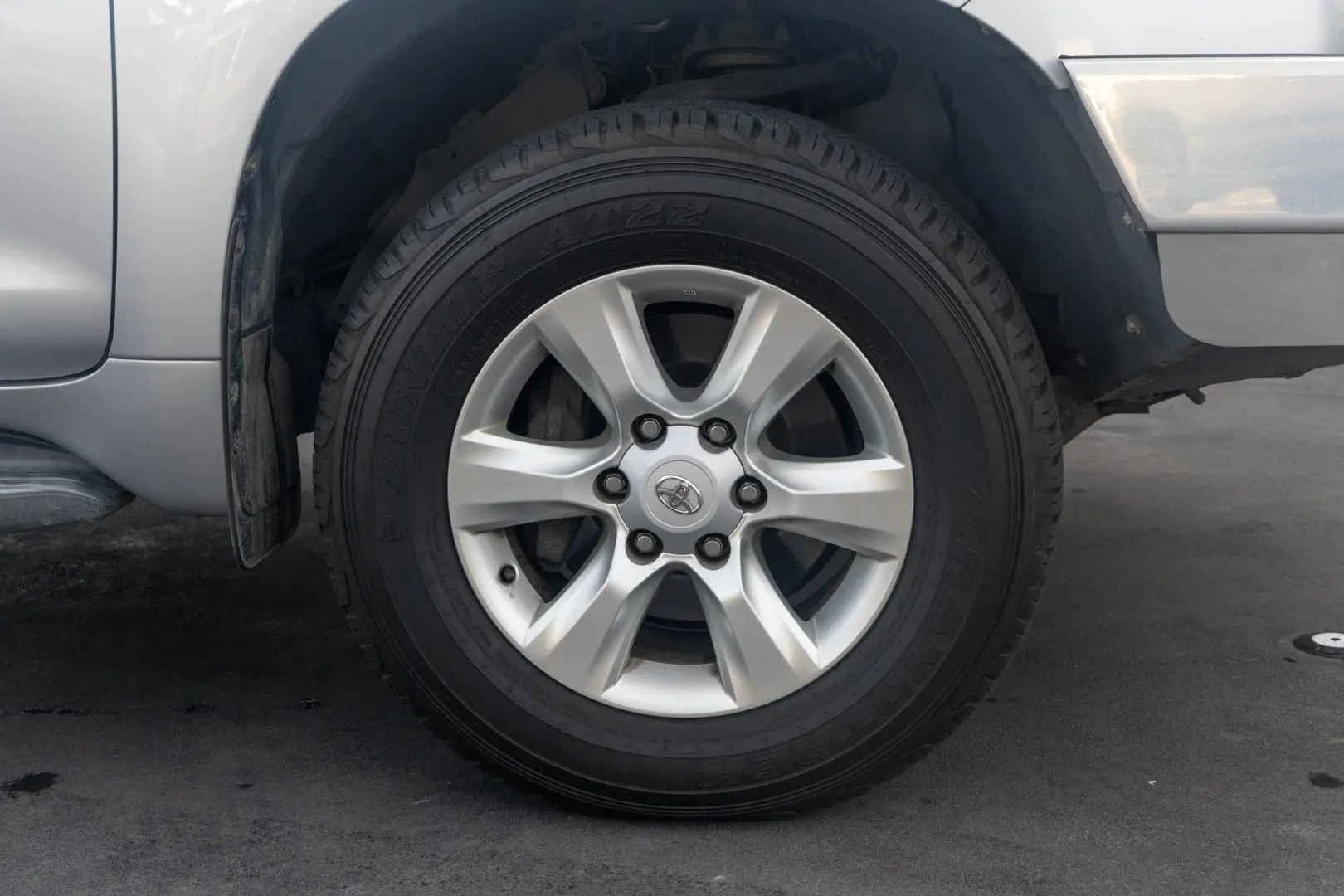 2010 Toyota Landcruiser Prado Gallery Image 22