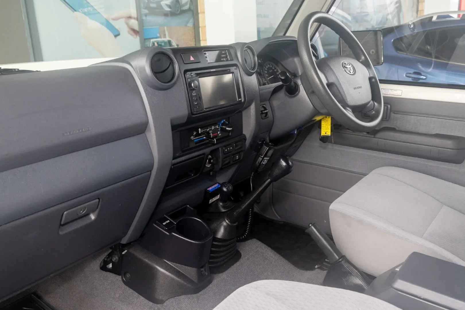 2017 Toyota Landcruiser Gallery Image 8
