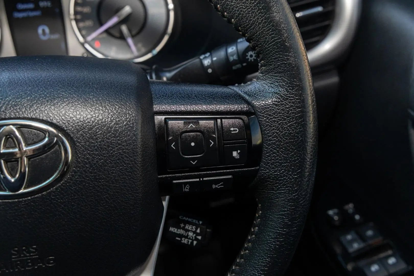 2022 Toyota Hilux Gallery Image 12