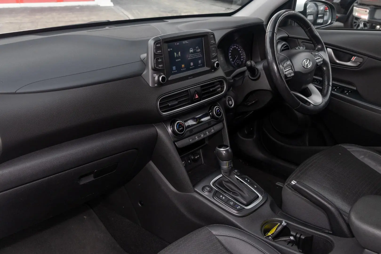 2017 Hyundai Kona Gallery Image 8