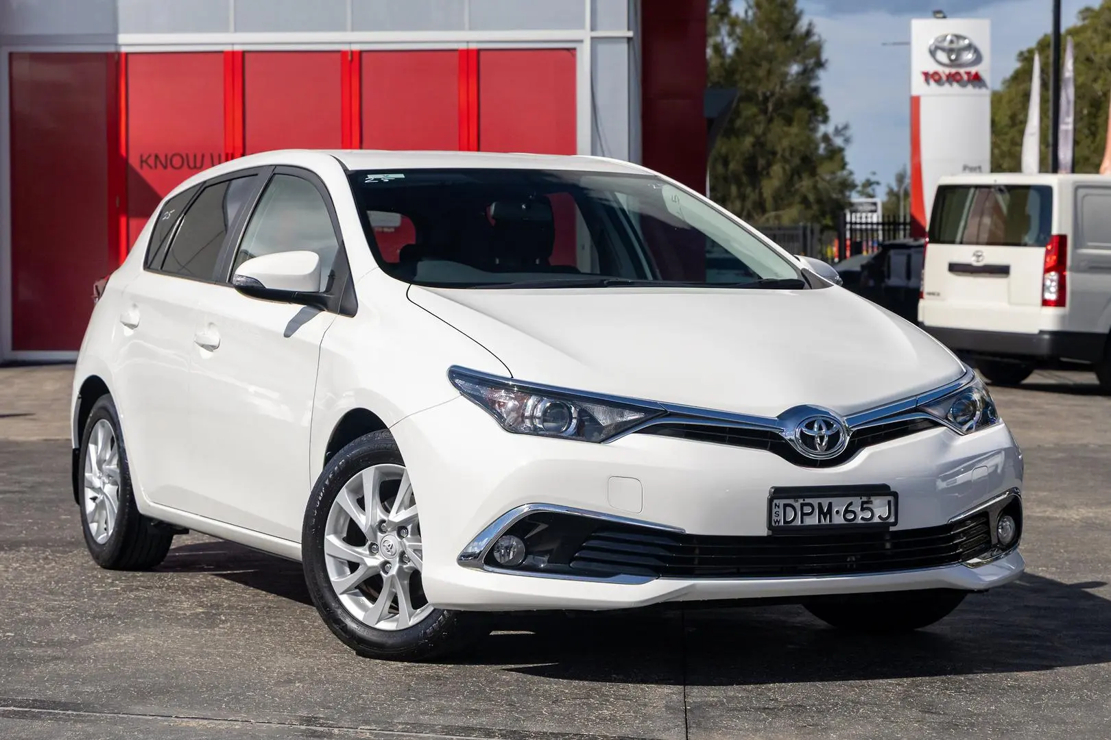 2017 Toyota Corolla Gallery Image 1