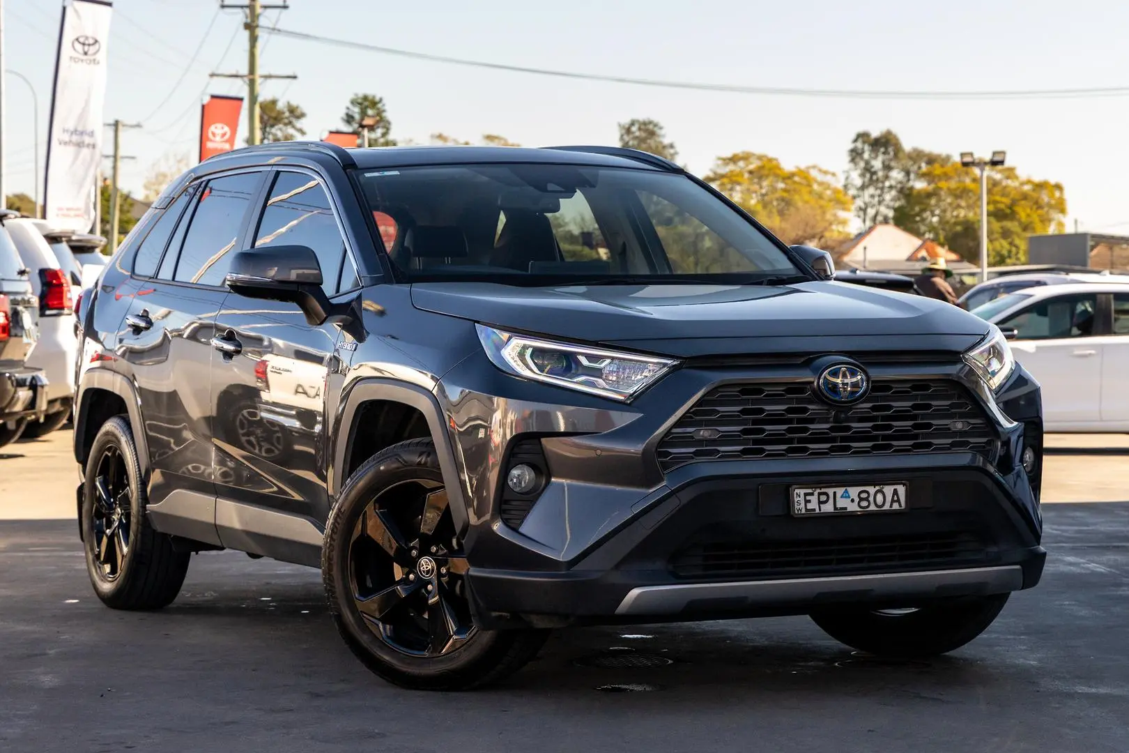 2021 Toyota RAV4 Gallery Image 1