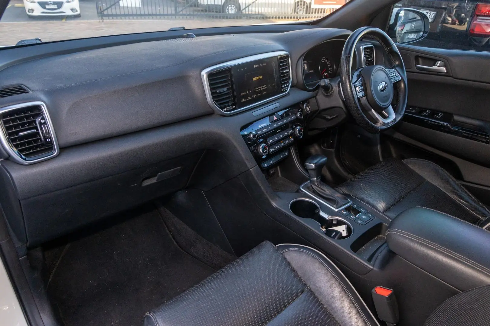 2019 Kia Sportage Gallery Image 8