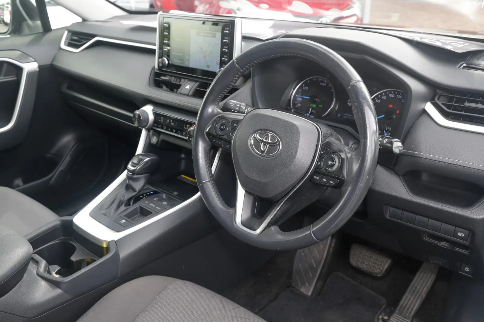 2019 Toyota Rav4 Gallery Image 7