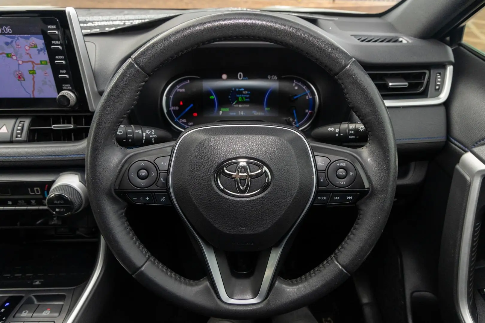 2022 Toyota RAV4 Gallery Image 10