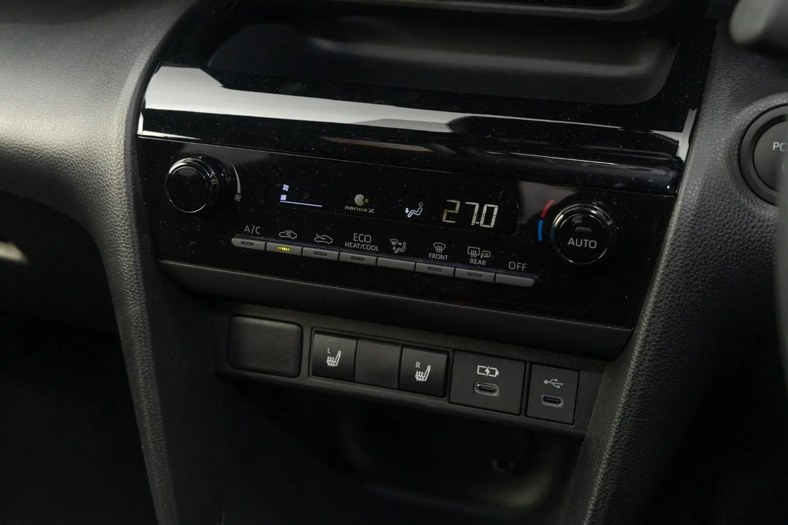 2025 Toyota Yaris Cross Gallery Image 16