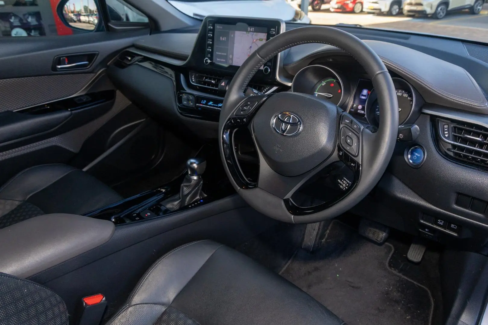 2020 Toyota C-HR Gallery Image 7