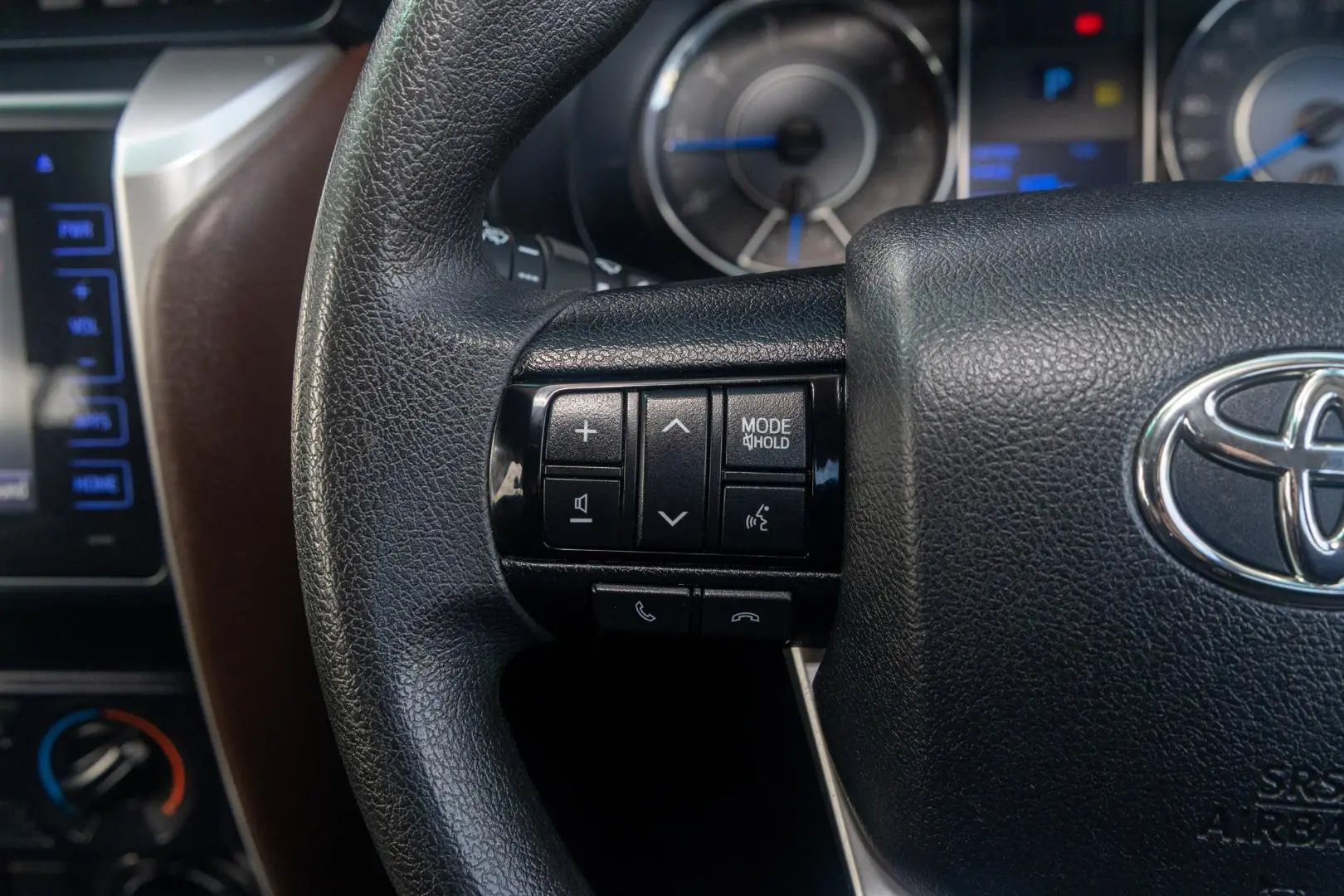 2019 Toyota Fortuner Gallery Image 11