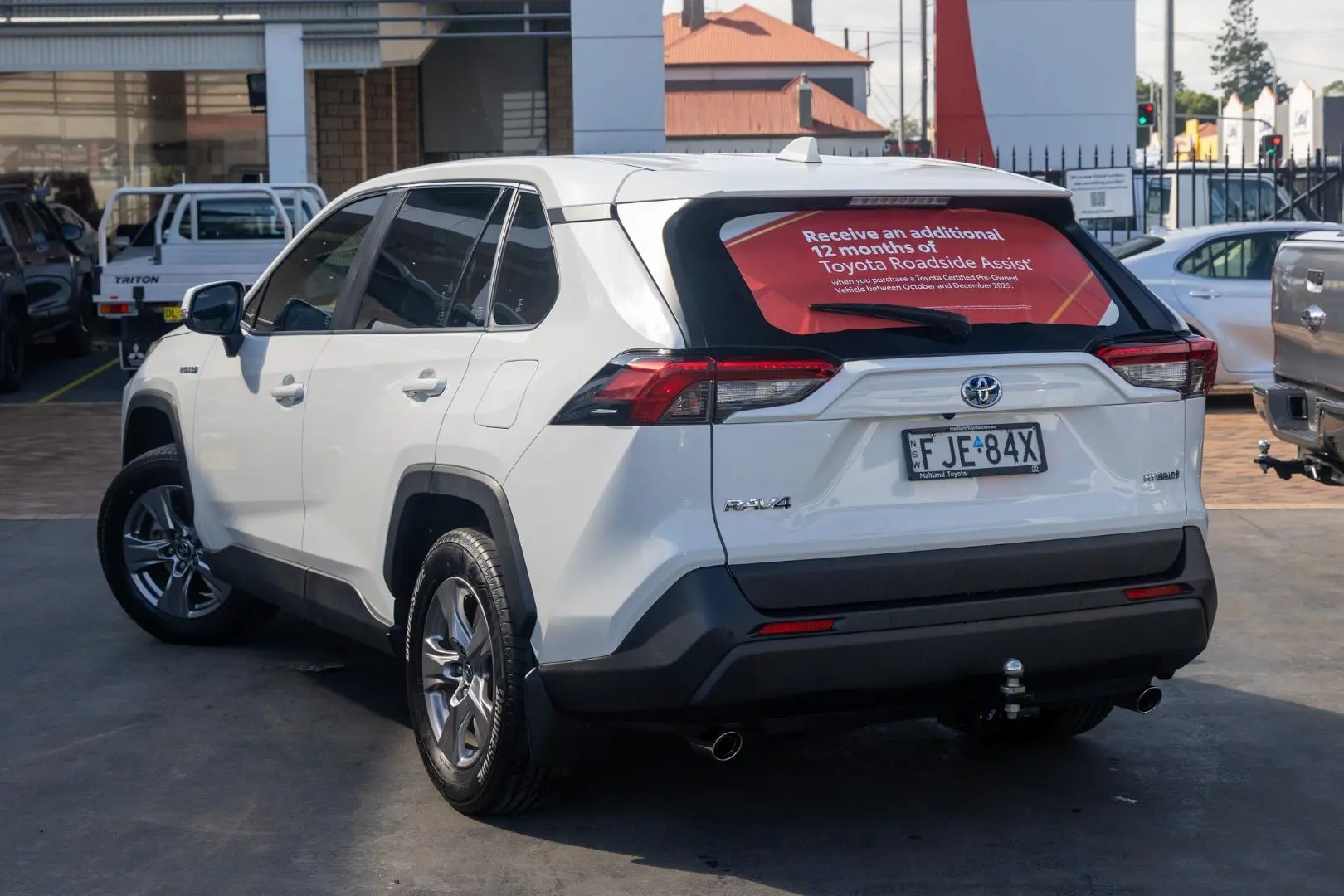 2024 Toyota RAV4 Gallery Image 2