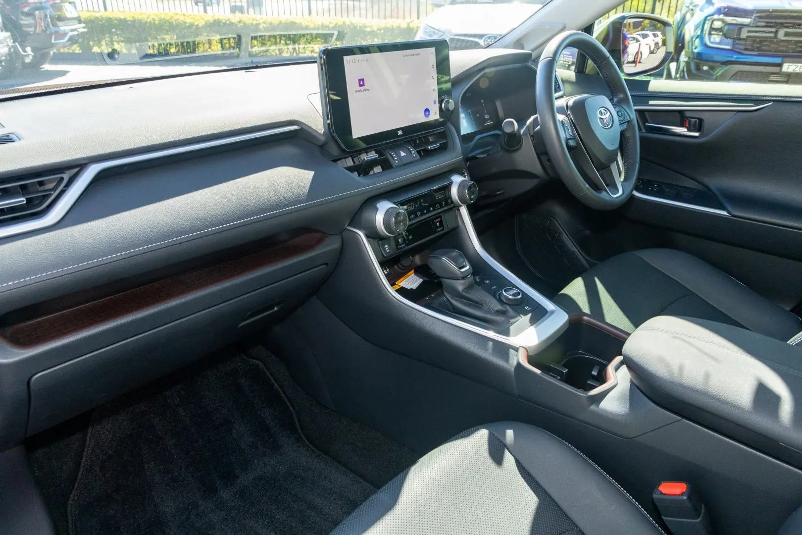2023 Toyota RAV4 Gallery Image 8
